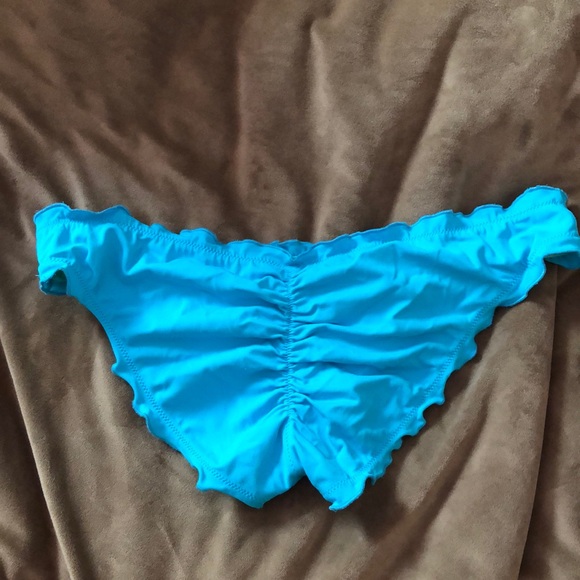 Bikini Bottom - Victoria’s Secret - Picture 2 of 3